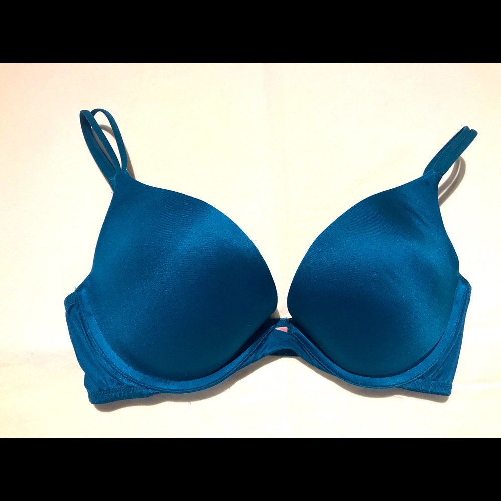 Victoria’s Secret Very Sexy Push up. 34C